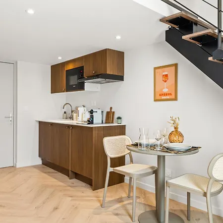 Apartment Sublime Duplex Centre De Nice, Climatise Et Renove !