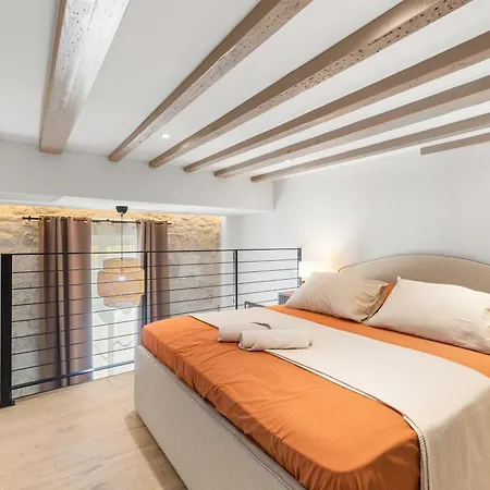 Sublime Duplex Centre De Nice, Climatise Et Renove !